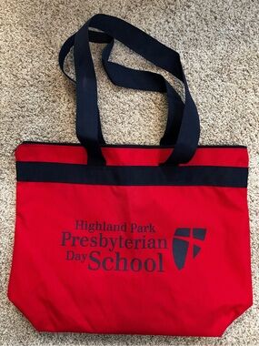 THE DAY SCHOOL canvas school tote.